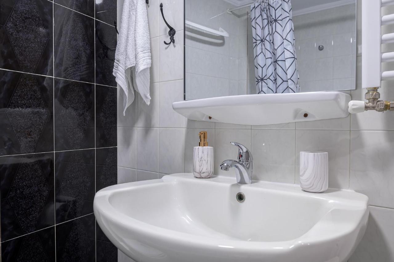 Deluxe Central 2 Bdr Apartment Alexandroupolis Exteriör bild